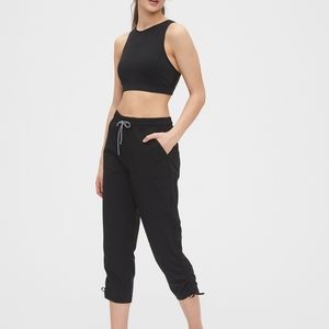 (2) GapFit Ruched Hiking Capris